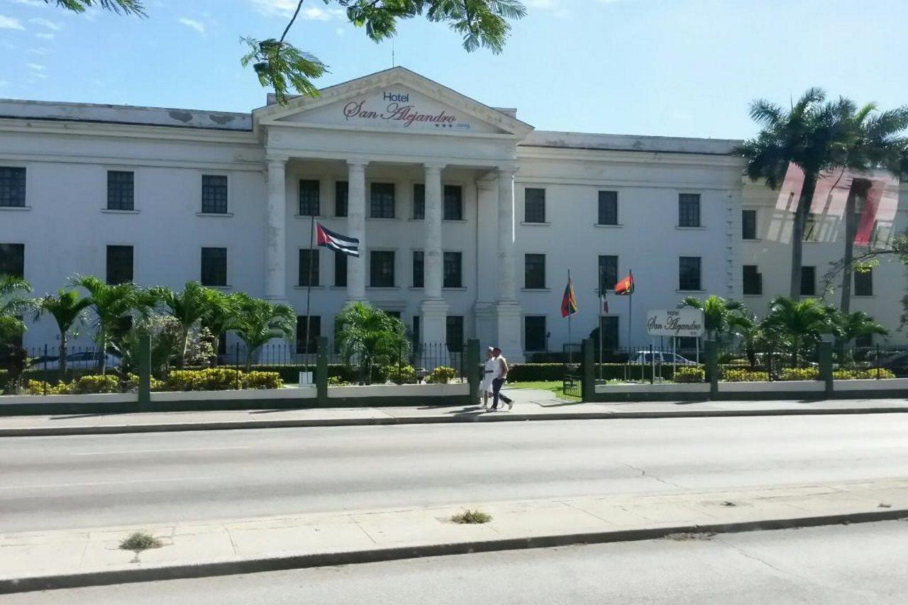 Hotel San Alejandro Havana Exterior photo